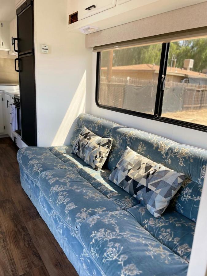 Rv2 Stunning Rv Private Netflix Freeparking Hotel Moreno Valley Exterior foto